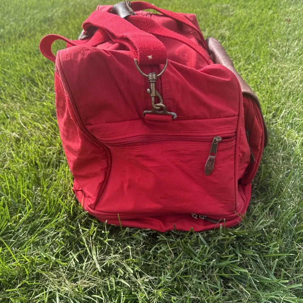 Vintage Marlboro Country Store Travel Duffle Bag Red Leather Straps Plaid Lined